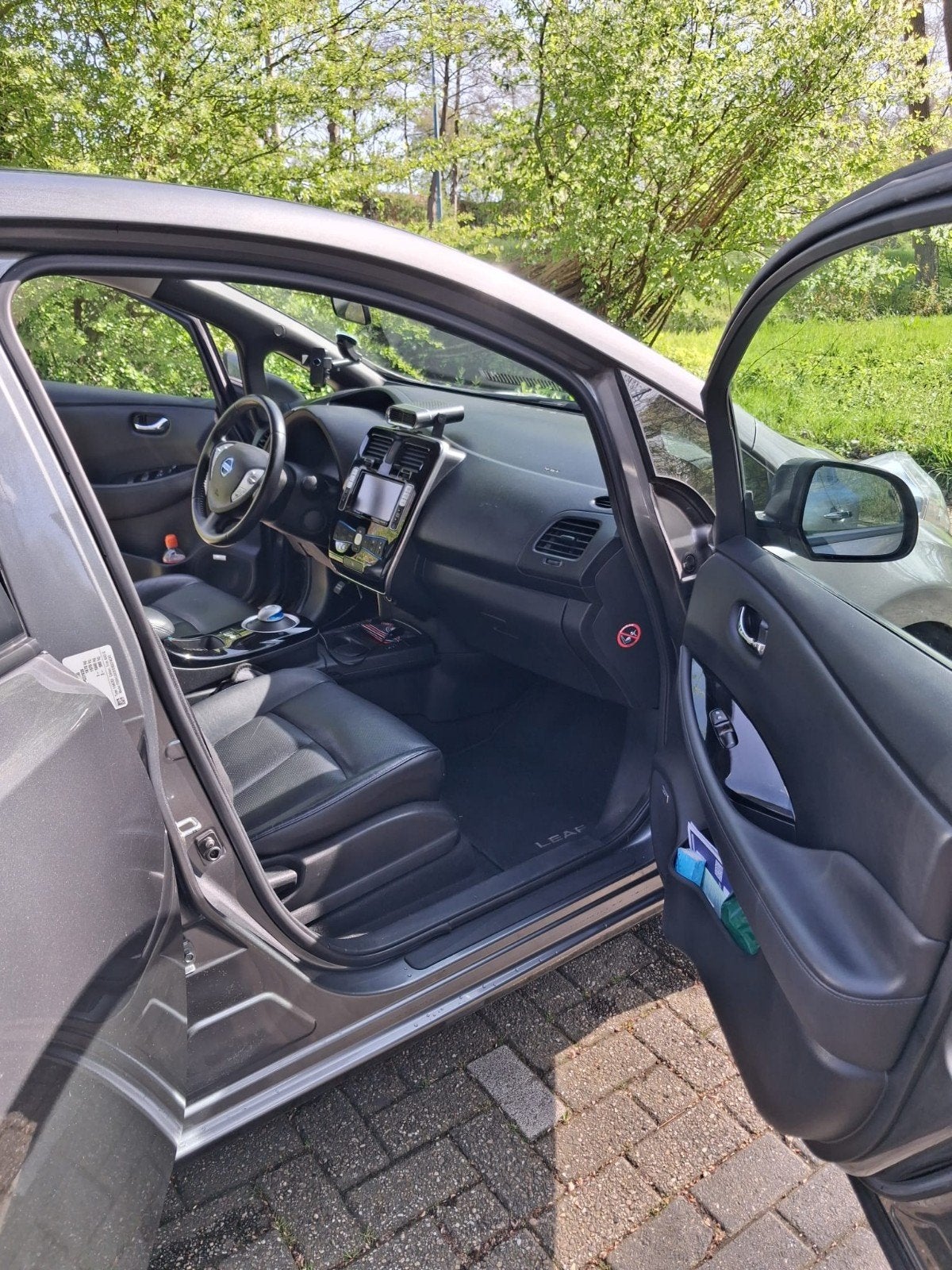 Nissan Leaf Electric 30kW 2016 Grijs, Auto's, Nissan, 1445 kg, Origineel Nederlands, Elektrisch, Leaf