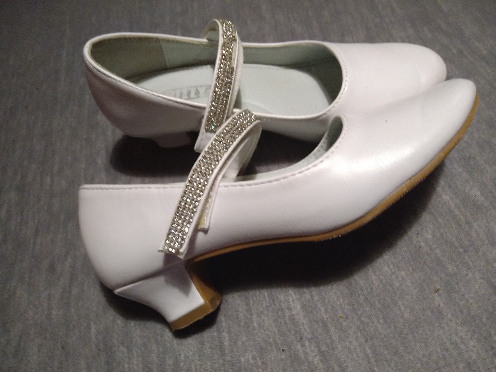 Schattige princessen hakjes, Kleding | Dames, Trouwkleding en Trouwaccessoires, Ophalen, Zo goed als nieuw, Schoenen