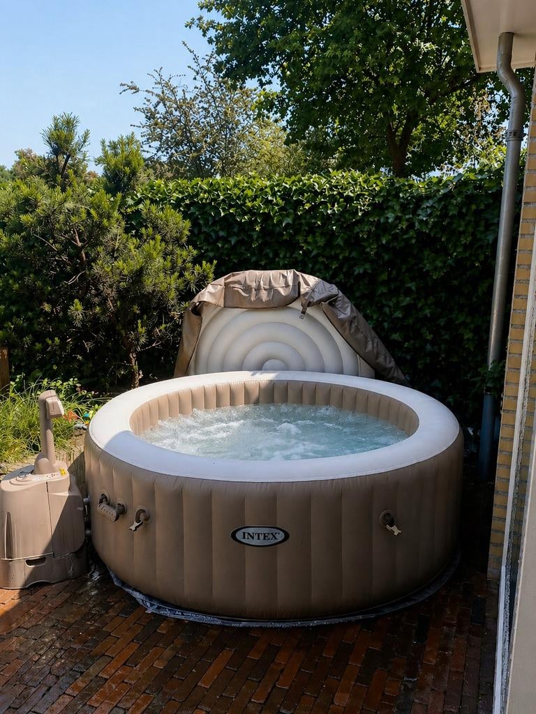 Intex Opblaasbare Jacuzzi, Ophalen of Verzenden, Gebruikt, Filter, Opblaasbaar