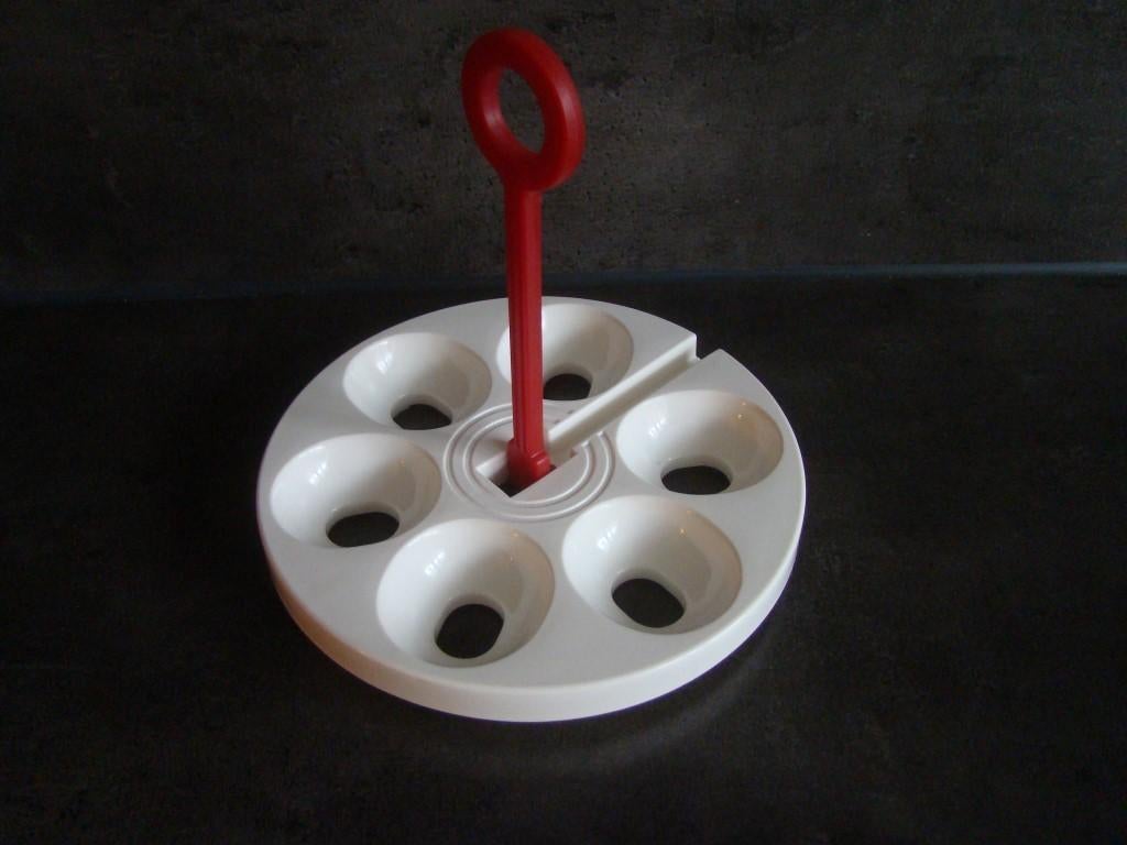 Ei houder  / ei rekje voor het koken van eieren, Ophalen of Verzenden, Zo goed als nieuw, Kunststof