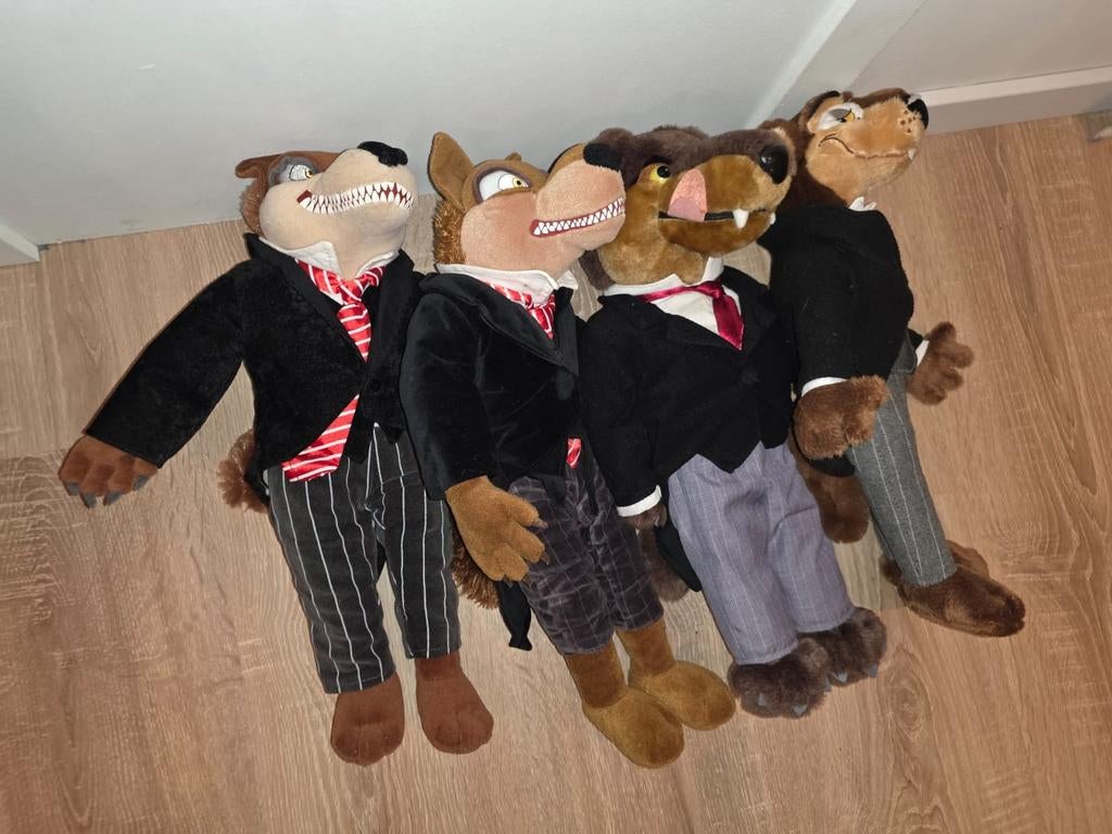 Knuffels efteling 4 x verschillende wolf, Ophalen of Verzenden, Zo goed als nieuw, Overige typen