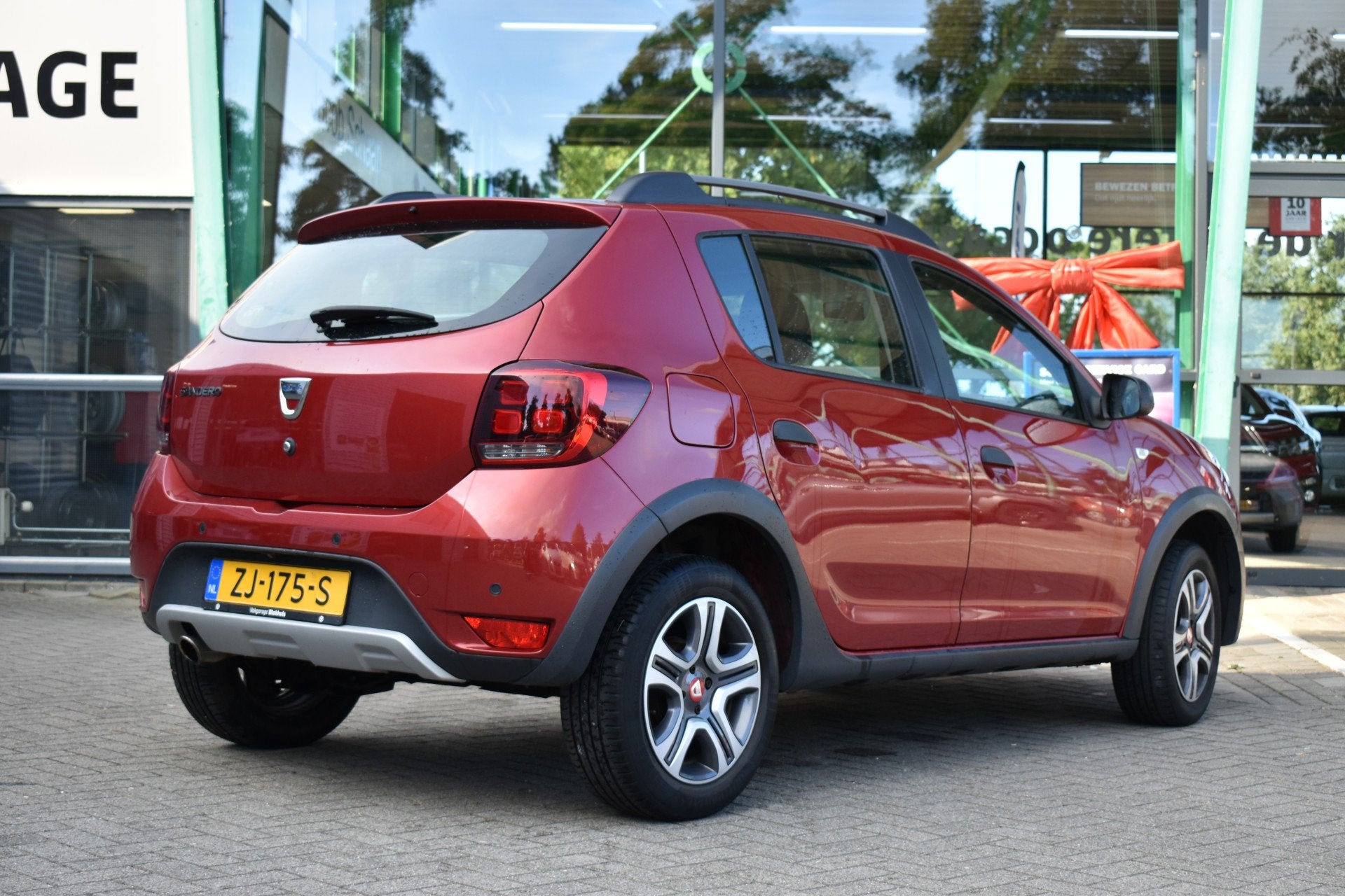 Dacia Sandero 0.9 TCe Tech Road 90pk | Airco | Apple Carplay, Auto's, Euro 6, Origineel Nederlands, Bedrijf, Onderhoudsboekje