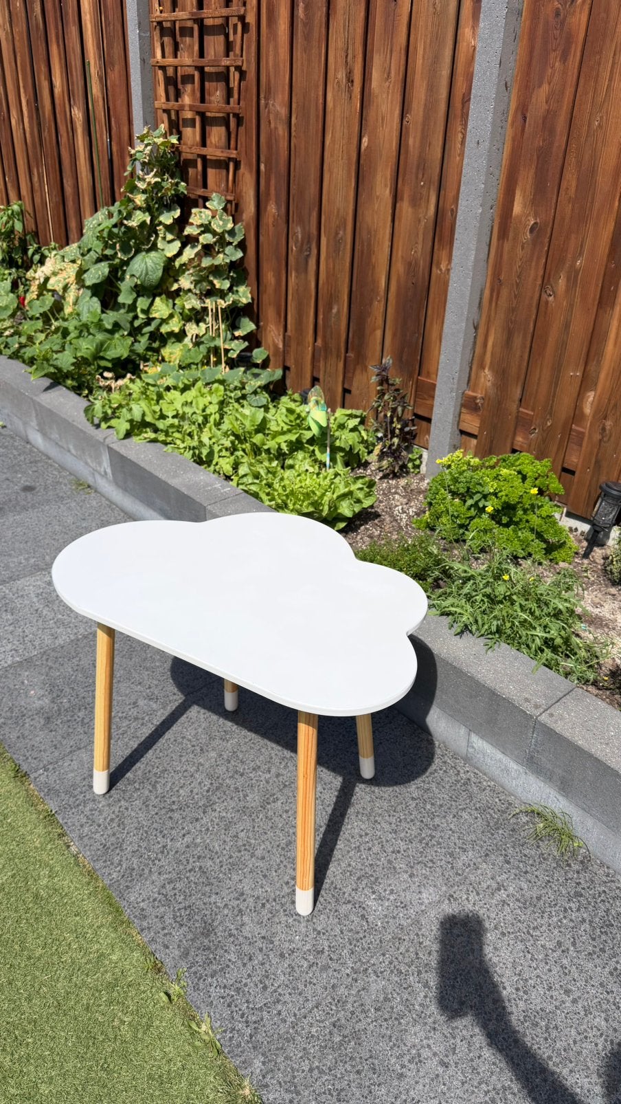 Kindertafel wolkvorm – zeer nette staat, Ophalen of Verzenden, Zo goed als nieuw, Tafel(s)