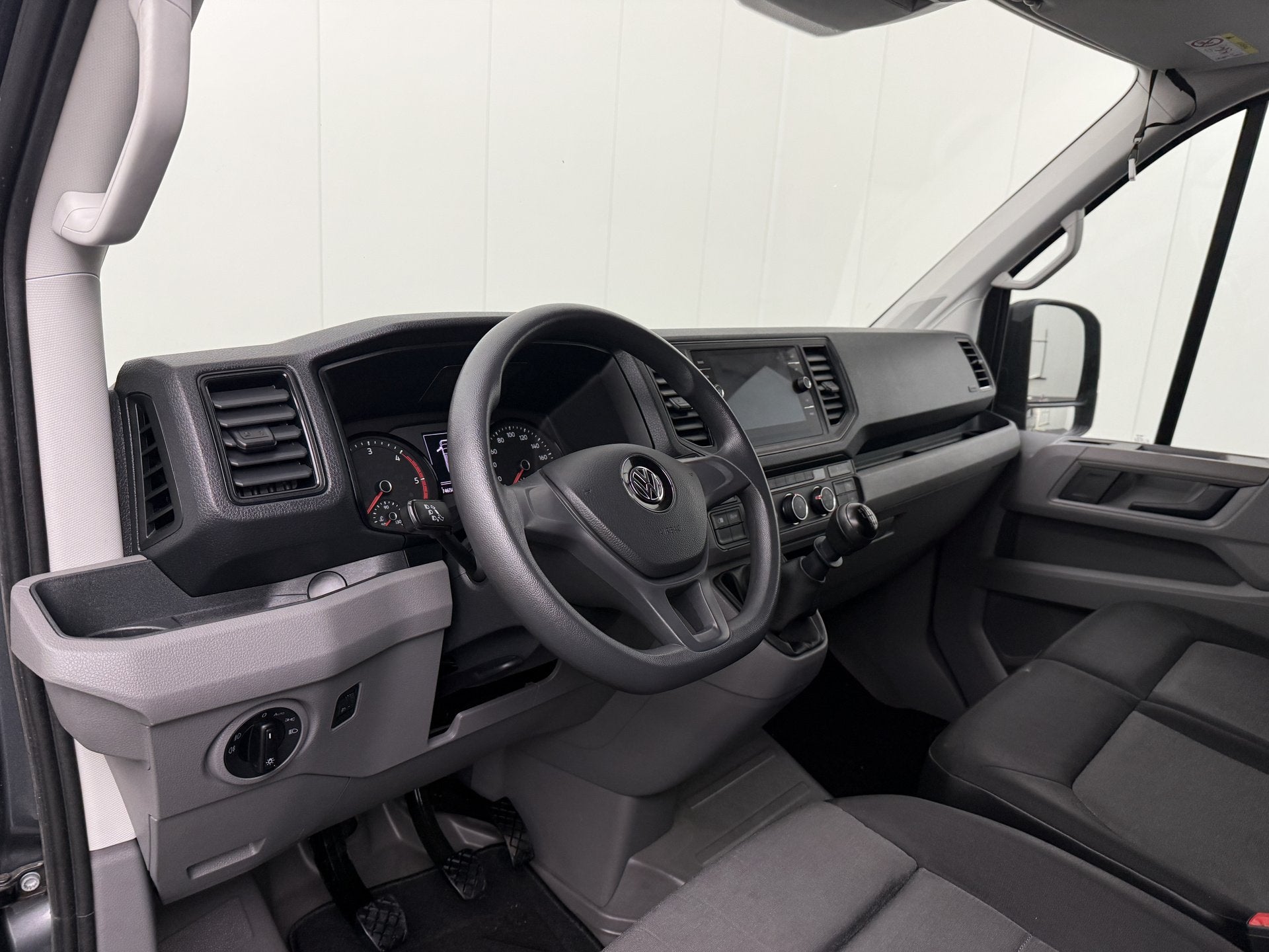 Volkswagen Crafter 2.0TDi 177PK L3H3 Edition | Navigatie | M, Voorwielaandrijving, Dealer onderhouden, Stof, Gebruikt