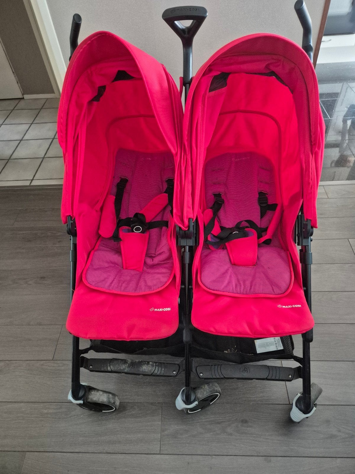 Dubbele kinderwagen, tweeling buggy, Kinderen en Baby's, Tweelingen en Meerlingen, Ophalen, Zo goed als nieuw, Kinderwagen of Buggy