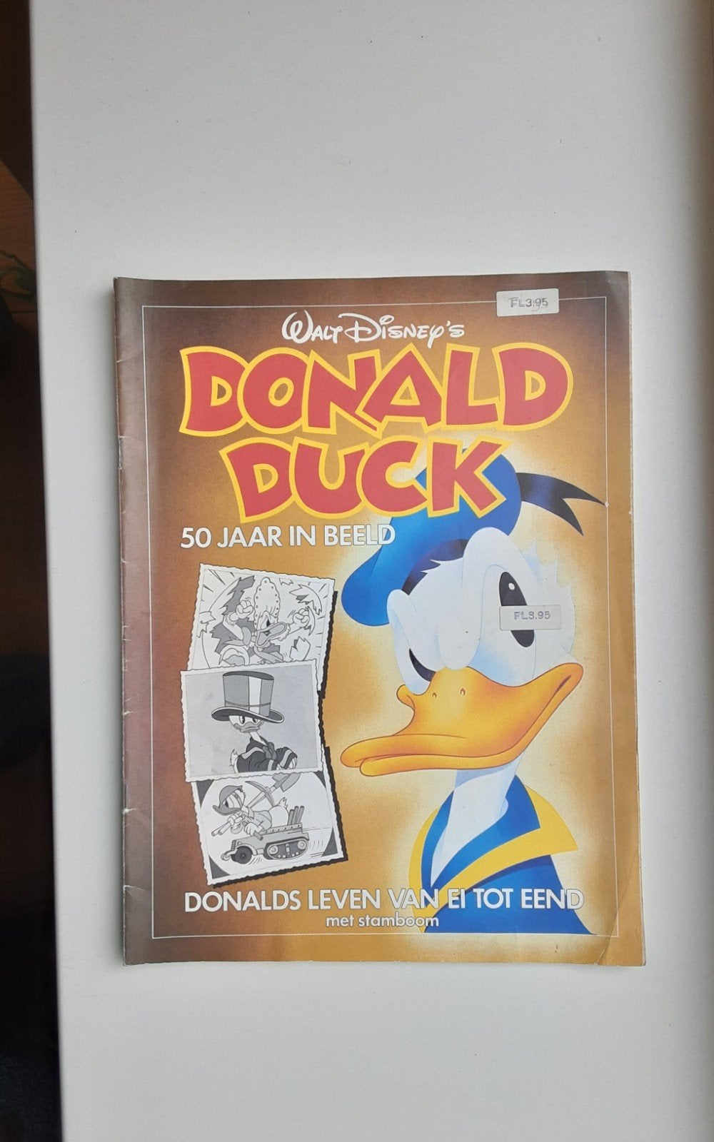 Donald Duck 50 jaar in beeld, uitg. Oberon Haarlem 1984, Ophalen of Verzenden, Donald Duck, Zo goed als nieuw, Overige typen