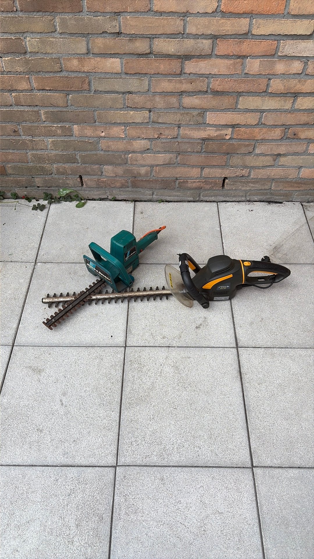 Black & Decker + STIGA Heggenscharen., Ophalen, Zo goed als nieuw, Elektrisch