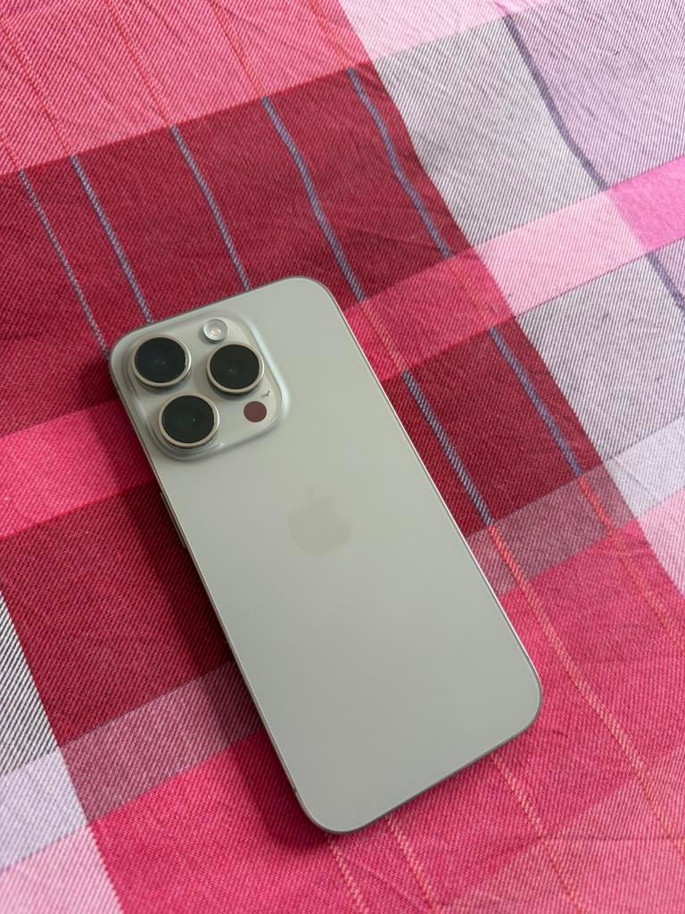 Iphone 15 pro, 128GB, naturel titanium, Telecommunicatie, Mobiele telefoons | Apple iPhone, Ophalen, 128 GB, Zo goed als nieuw