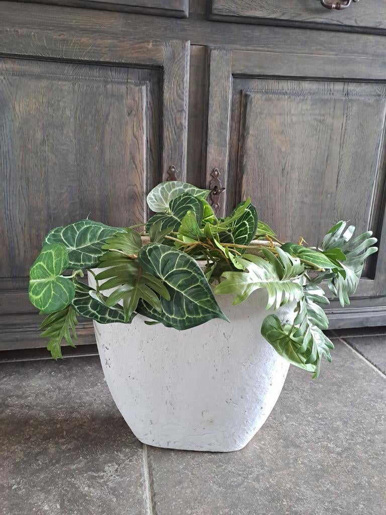 Prachtige ovale bloempot met kunst slingerplant, Ophalen, Binnen, Zo goed als nieuw, Overige vormen