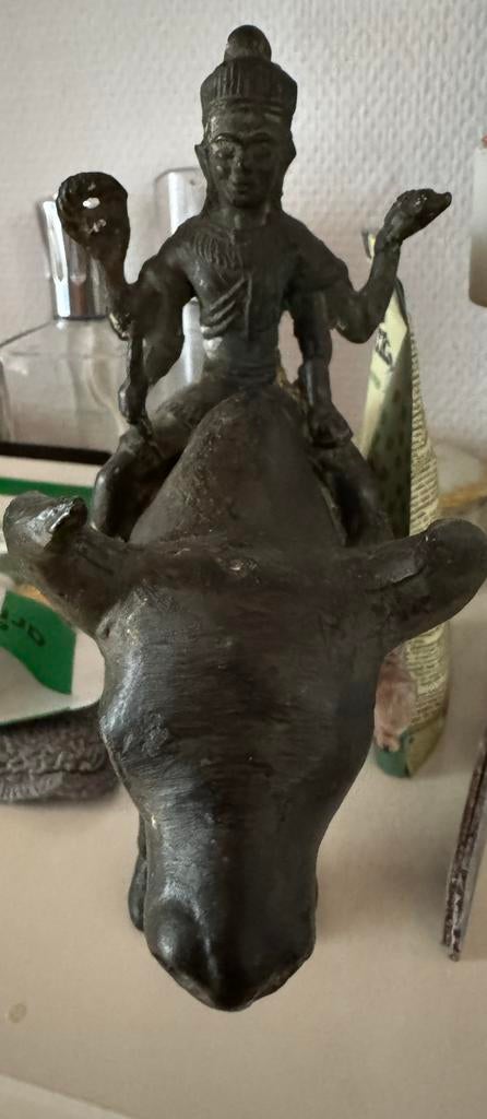 Antiek bronzen beeld van godheid op stier, Ophalen, Gebruikt