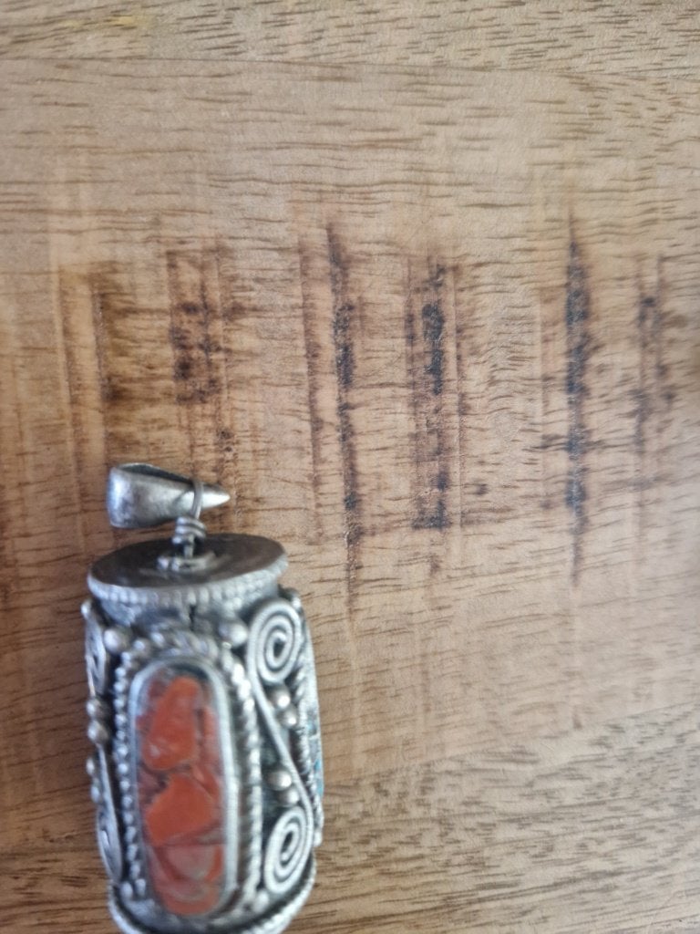 Tibetaanse hanger koraal/turquoise., Ophalen of Verzenden, Zilver, Hanger, Met edelsteen