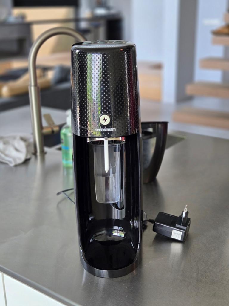 Sodastream Power - Zwart - Inclusief adapter, Ophalen, Zo goed als nieuw