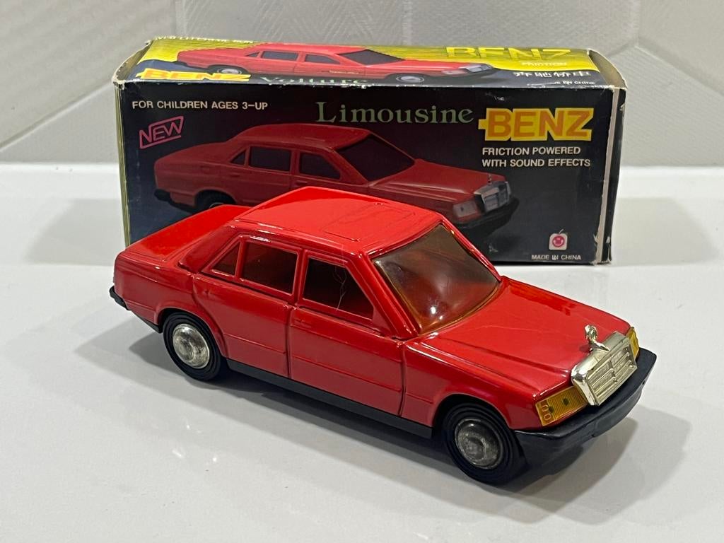 Vintage blikken speelgoedauto BENZ Limousine MF 320 – 17 cm, Verzenden, Zo goed als nieuw