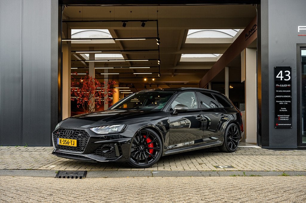Audi A4 Avant 2.9 TFSI RS 4 ABT-S |Keramisch|Pano|530PK|Mass, Auto's, Audi, Automaat, Gebruikt, Zwart, Vierwielaandrijving
