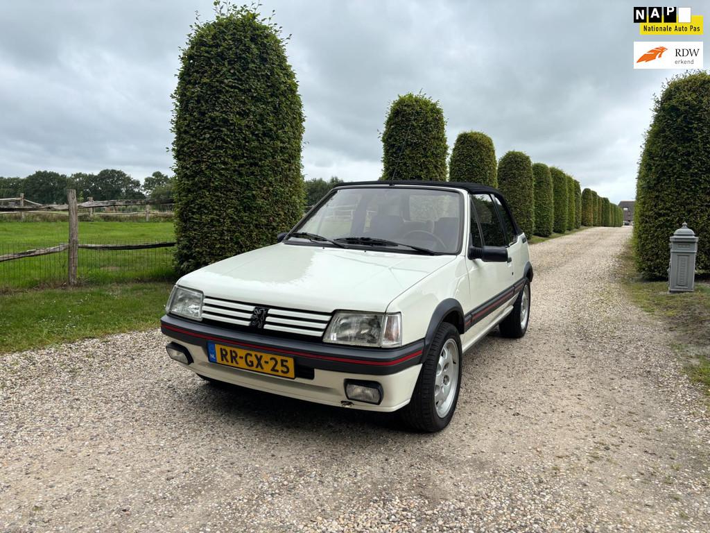 Peugeot 205 1.9 CTI 137923km Nette Auto! Apk:3-2027!, Voorwielaandrijving, Stof, Cabriolet, 4 stoelen