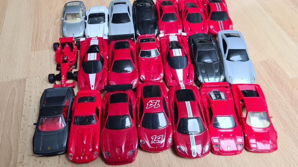 Shell Ferrari modelauto's schaal 1:38, Hobby en Vrije tijd, Ophalen of Verzenden, Gebruikt, Auto, Overige merken