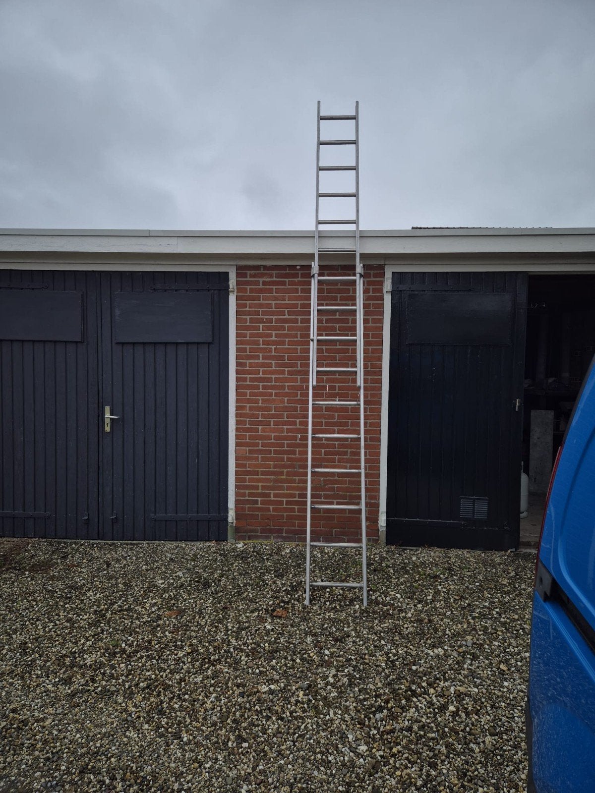 2x9 spots goede ladder, Doe-het-zelf en Verbouw, Ladders en Trappen, Ophalen, 4 meter of meer