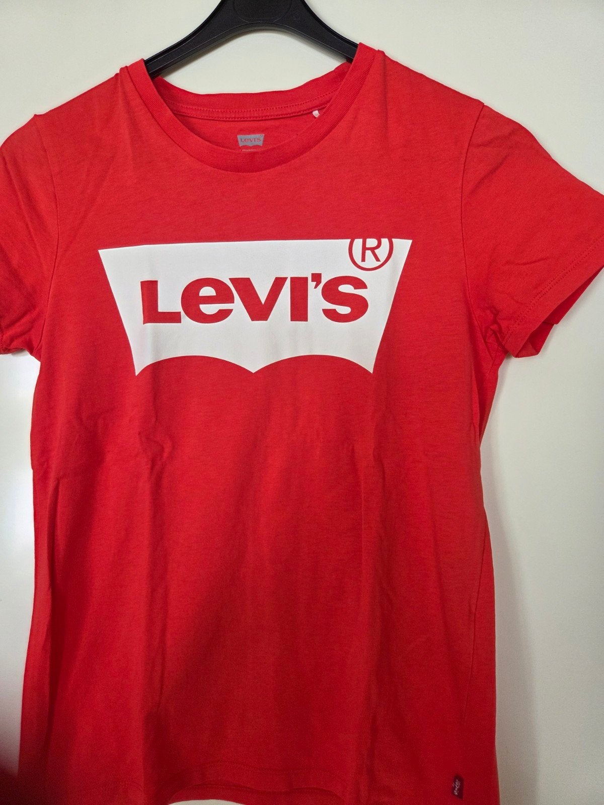 Levi's T-shirt met logo - Maat XS, Ophalen of Verzenden, Zo goed als nieuw, Korte mouw, Maat 34 (XS) of kleiner
