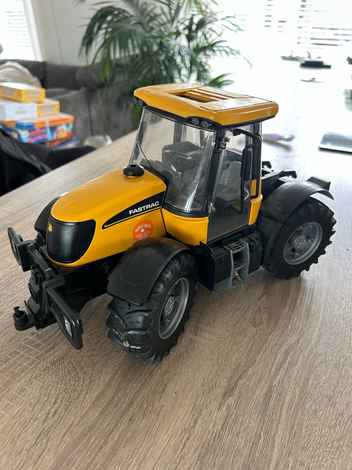 Gele Fastrac speelgoedtractor, Ophalen, Gebruikt