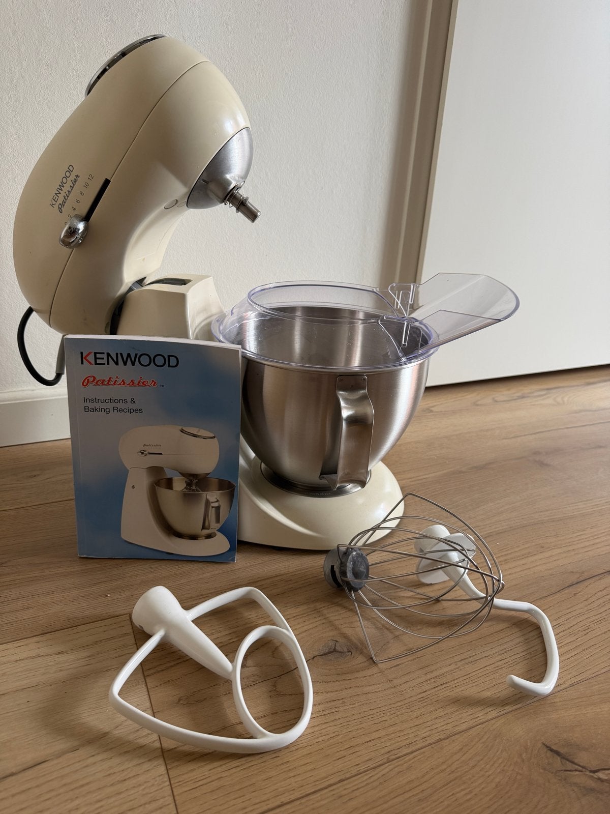 Kenwood Patissier Keukenmachine - Zo goed als nieuw, 2 tot 3 liter, Ophalen of Verzenden, Zo goed als nieuw, 3 snelheden of meer