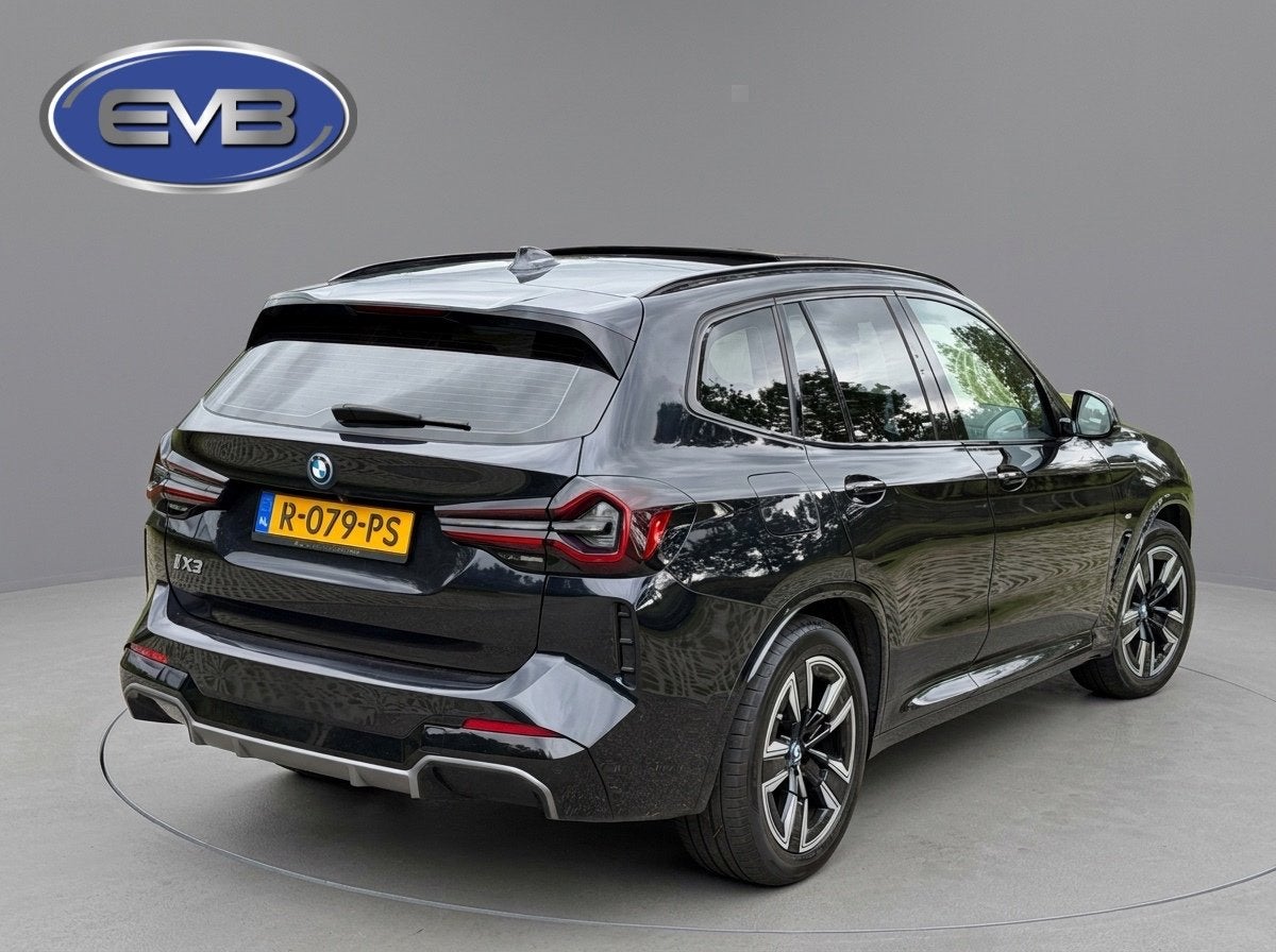 BMW IX3 M SPORT pakket 80 kWh, panoramadak, vol opties, 1 e, Auto's, Dealer onderhouden, Achterwielaandrijving, Gebruikt, 750 kg