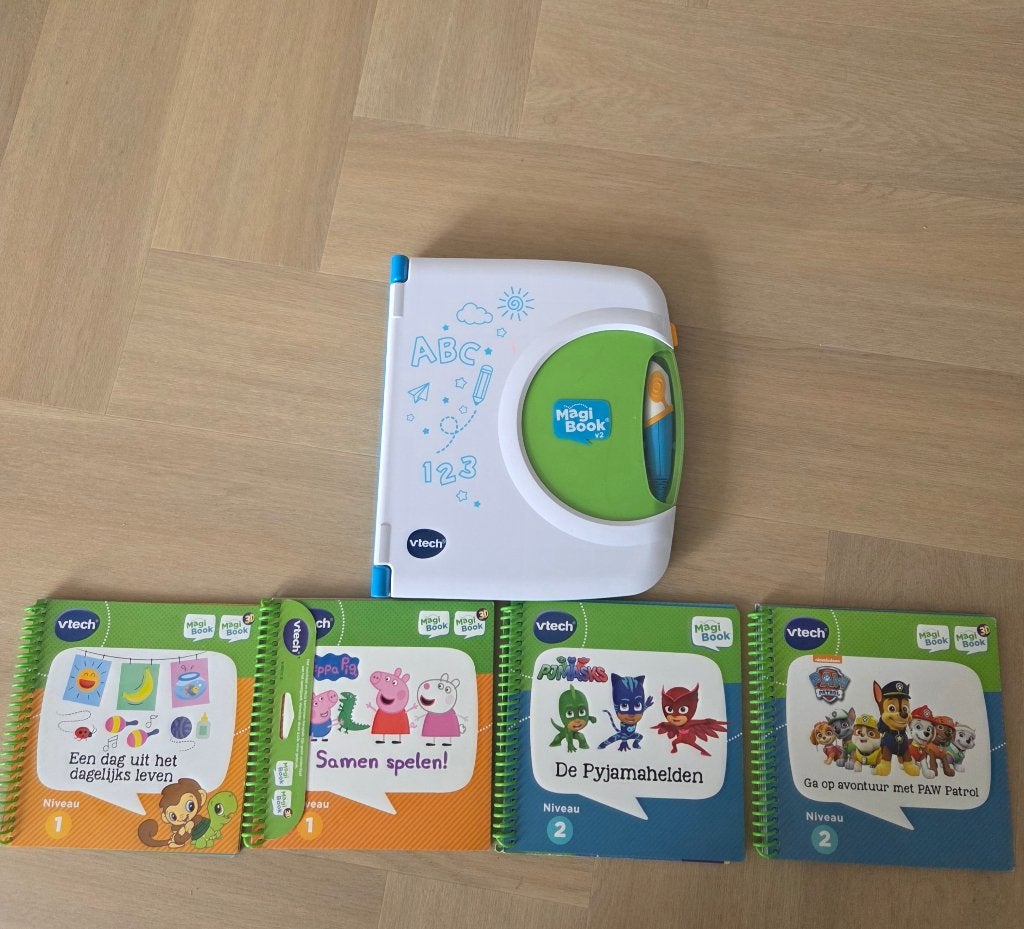 Vtech Magibook v2 met 4 boekjes, Ophalen of Verzenden, Zo goed als nieuw, 2 tot 4 jaar