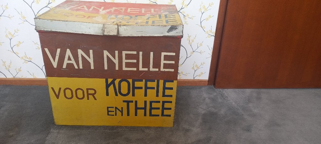 Van Nelle theekist, Ophalen
