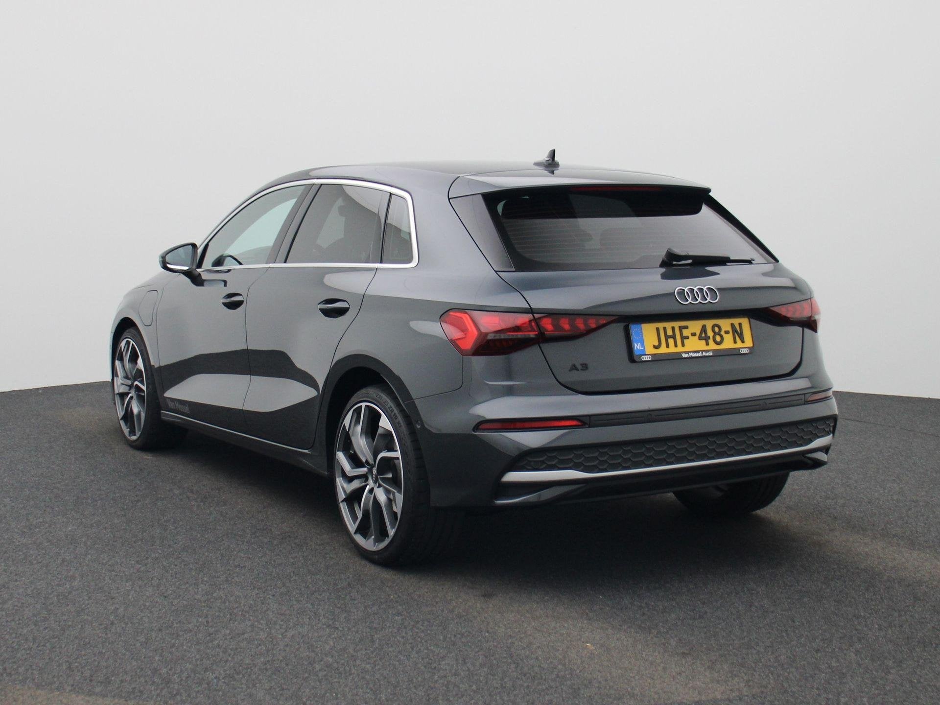 Audi A3 Sportback 40 TFSI e S edition l Demo l Cruise contro, Auto's, Audi, 12 maanden, 1498 cc, 4 cilinders, 150 min