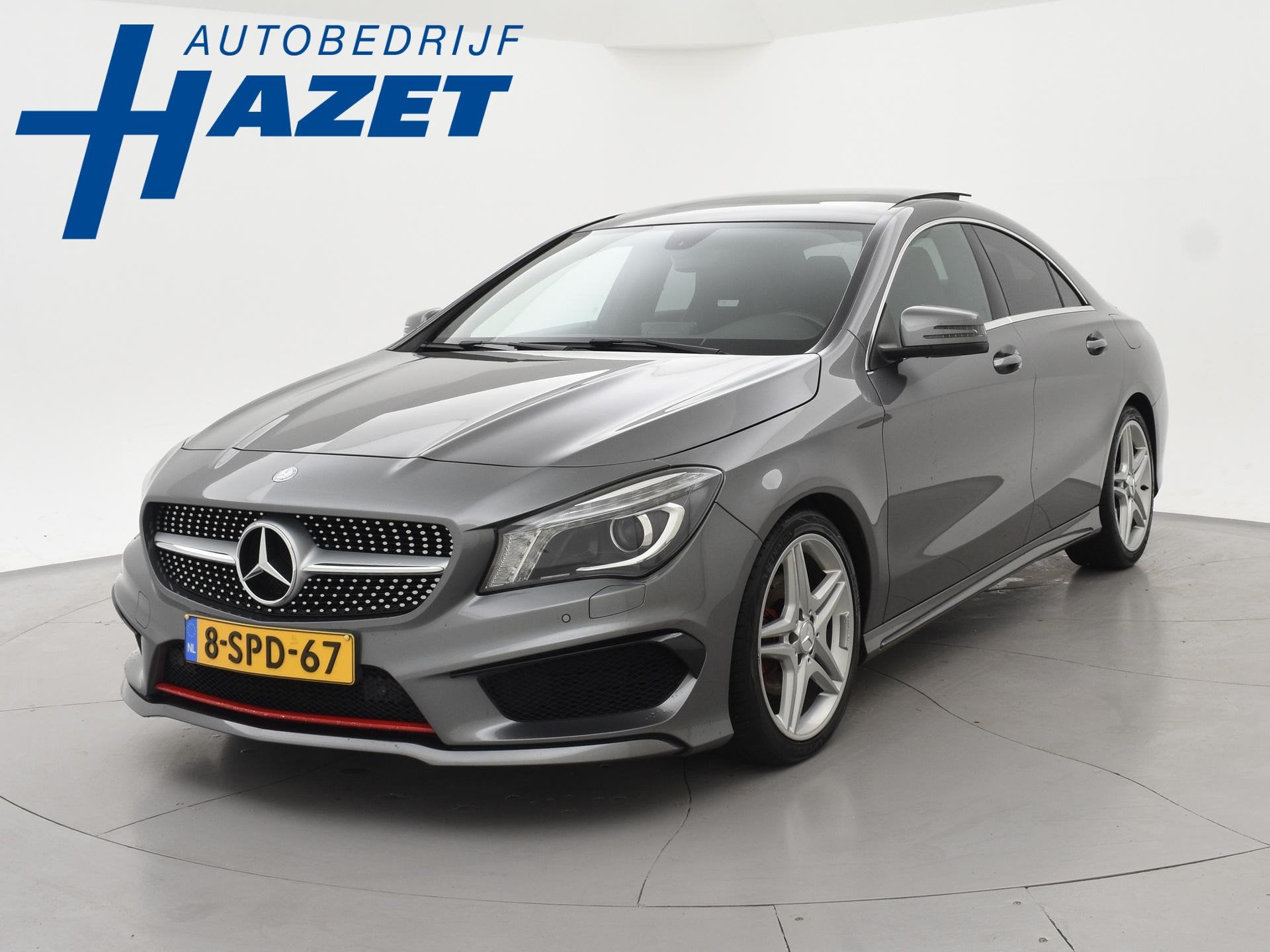 Mercedes-Benz CLA-klasse 200 AMG-LINE AUT7. + PANORAMA | CAM, Auto's, Mercedes-Benz, Stof, Gebruikt, Euro 6, 715 kg