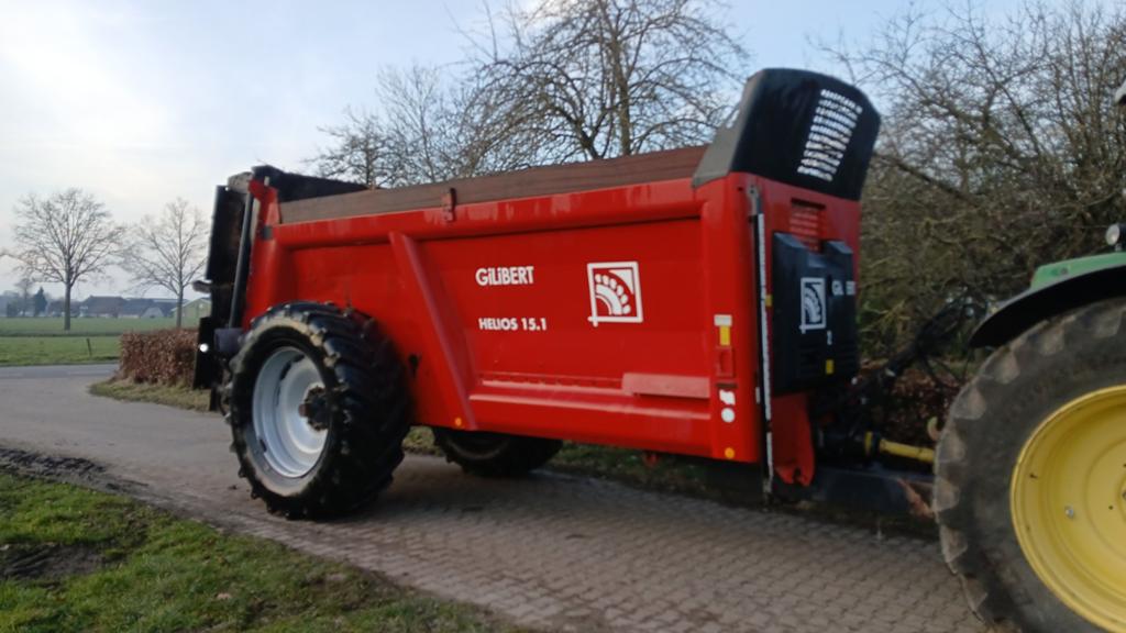 Gilbert 15.1 rolland 5517 meststrooier breedstooier
