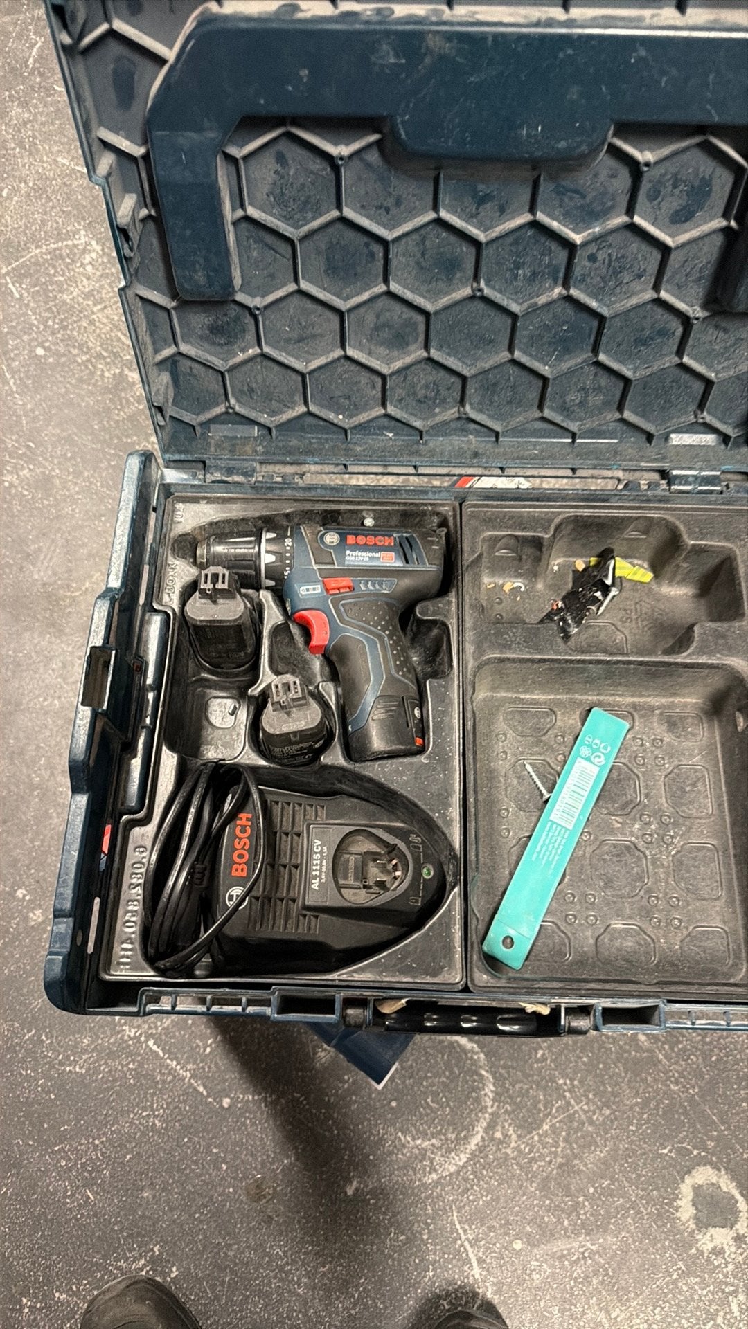 Bosch accu schroefmachine, Ophalen, Zo goed als nieuw, Boor- en Schroefmachine