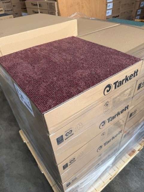 Desso Desert 2117 rood 50x50 tapijttegels nieuw Soundmaster, Huis en Inrichting, Stoffering | Vloerbedekking, Niet ingevuld, Niet ingevuld