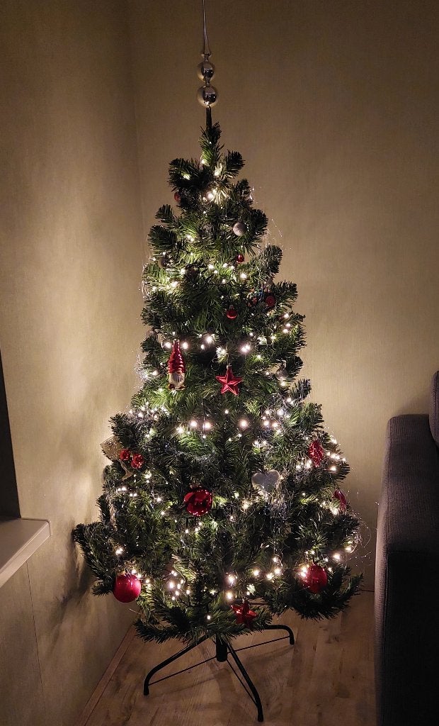 Kunstkerstboom + accessoires, Diversen, Kerst, Zo goed als nieuw, Ophalen