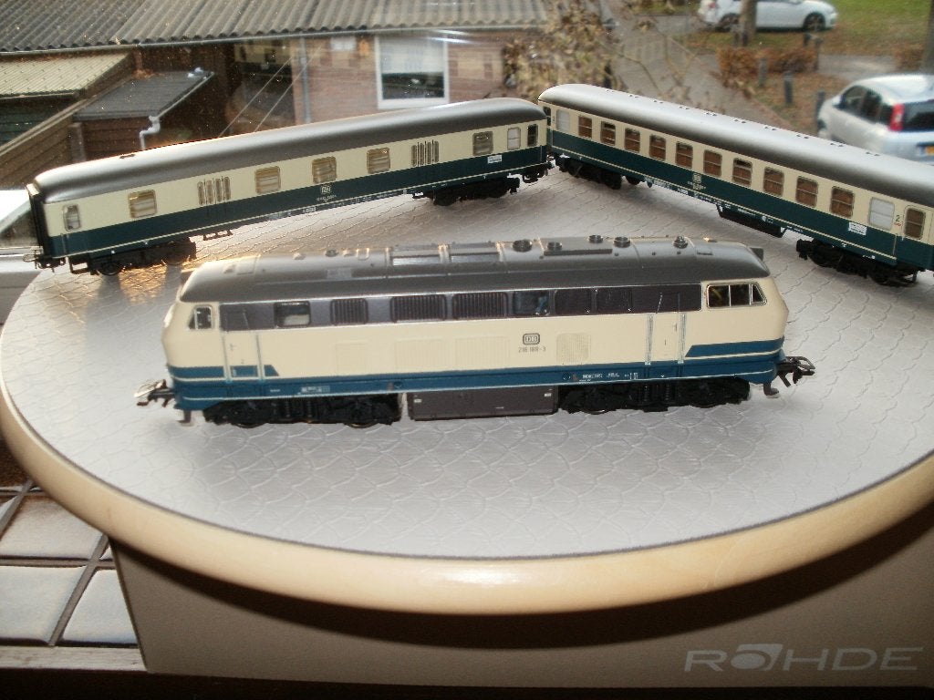 Marklin HO diesellokomotief BR 216/ 3374 Dig.+ 2 rijtuigen, Hobby en Vrije tijd, Modeltreinen | H0, Wisselstroom, Treinset, Ophalen of Verzenden