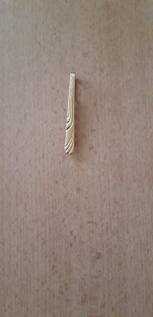 Mooie goudkleurige dasspeld van 6 cm, Ophalen of Verzenden, Zo goed als nieuw
