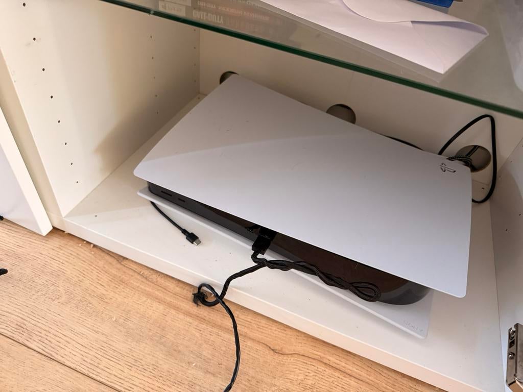 PlayStation 5 met accessoires, Ophalen, Zo goed als nieuw