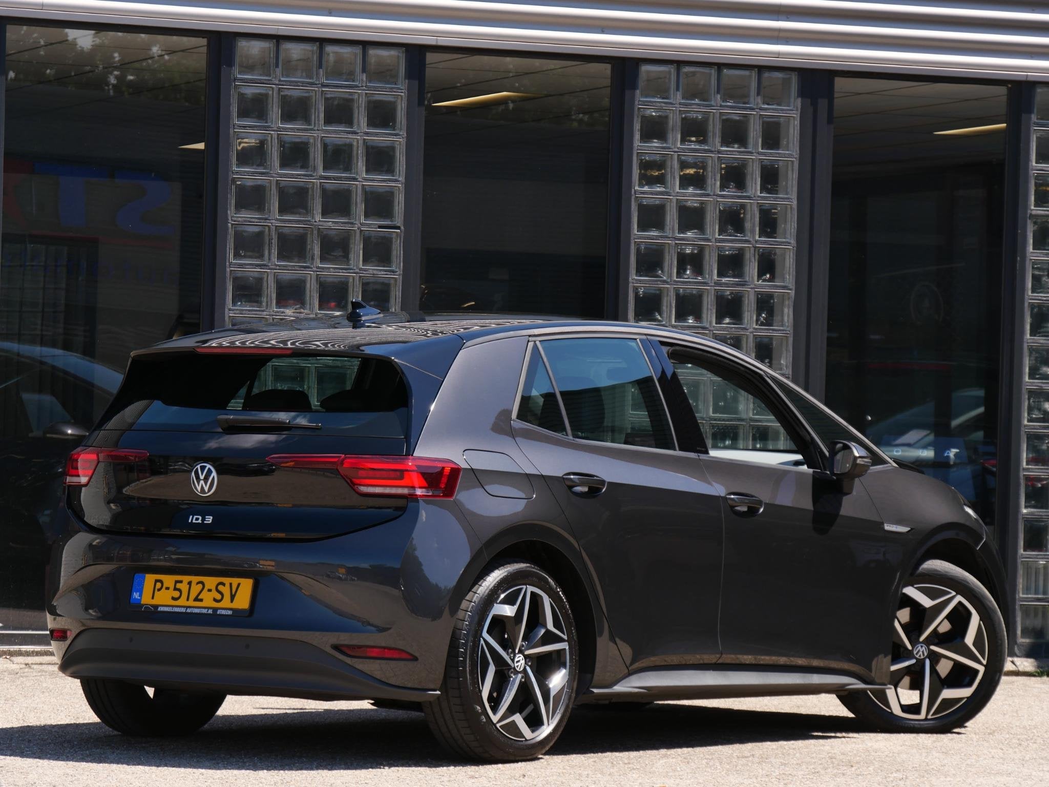 Volkswagen ID.3 77 kWh PRO S/ 360 CAMERA/ WARMTEPOMP/ ASSI, Auto's, Automaat, 1828 kg, Achterwielaandrijving, Gebruikt
