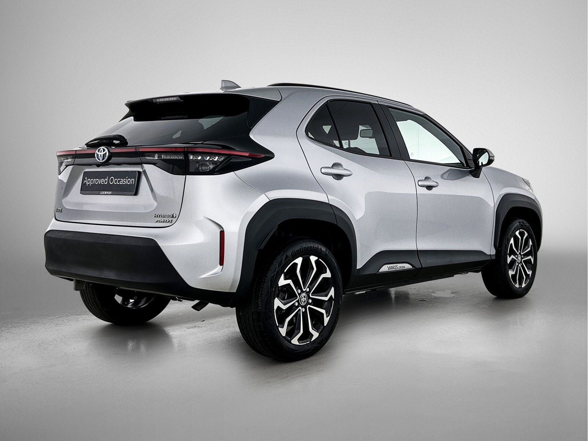Toyota Yaris Cross 1.5 Hybrid Dynamic AWD | BTW Voertuig | A, Auto's, 12 maanden, Stof, Gebruikt, 116 pk