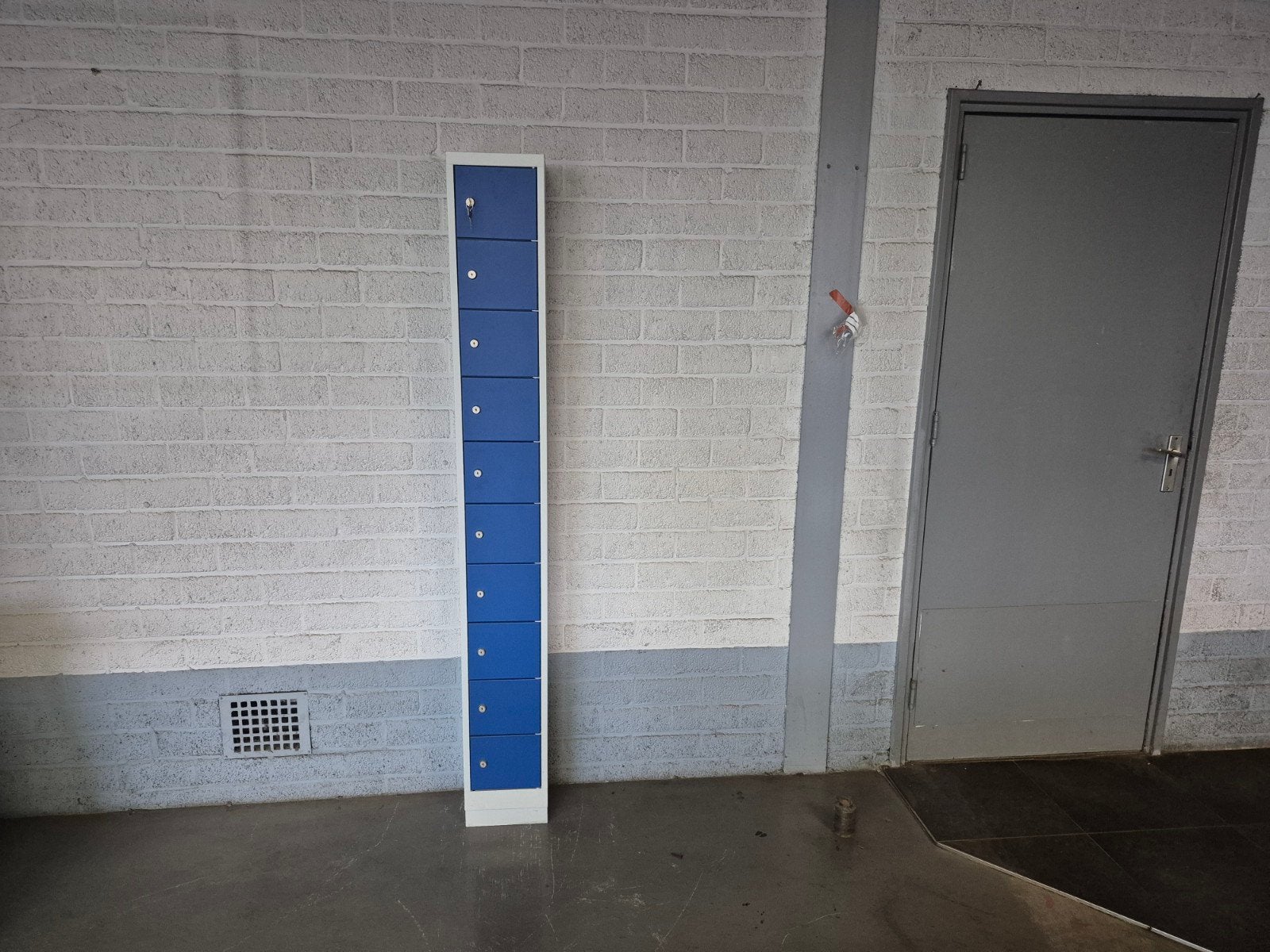 lockerkast nieuw, Ophalen, Nieuw