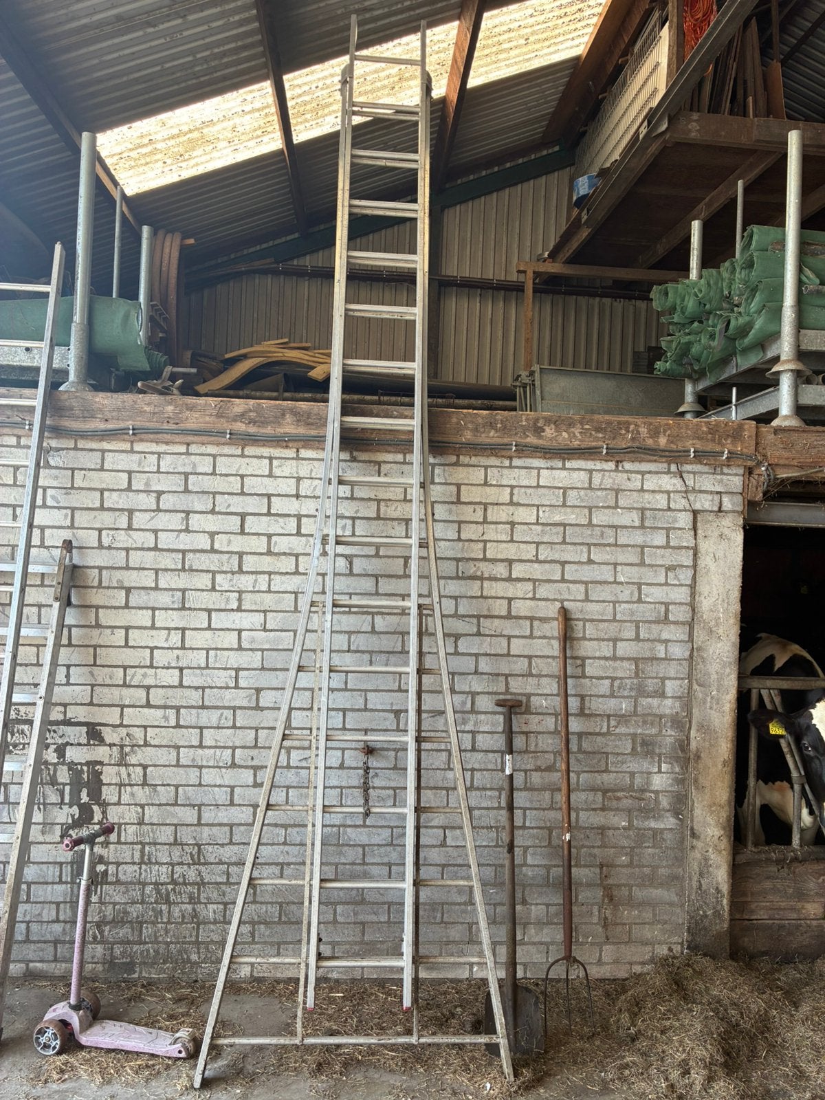 Trap ladder uitschuifladder, Doe-het-zelf en Verbouw, Ladders en Trappen, Ophalen, Zo goed als nieuw, 4 meter of meer