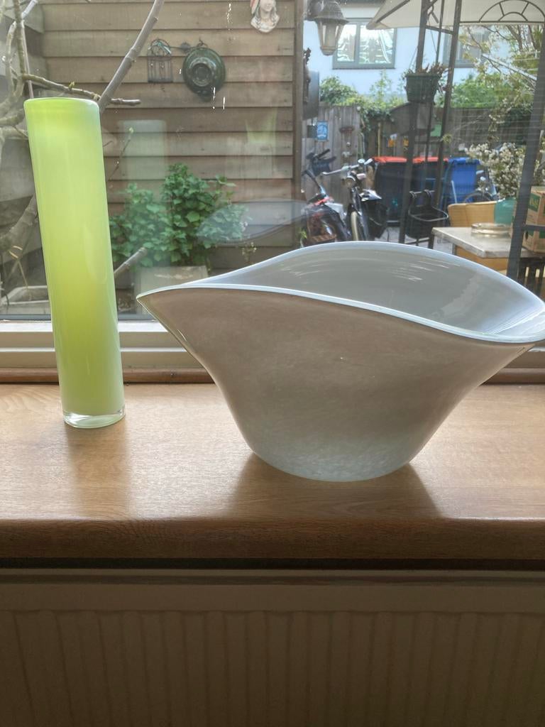 Set van 2 Belgische vazen van Dean - Uniek design, Ophalen of Verzenden, Zo goed als nieuw, Geel, Glas