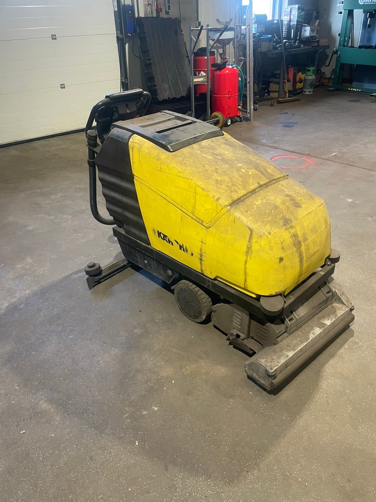 Karcher br700 schrobzuig machine, Ophalen, Werkplaats, Gebouw of Erf
