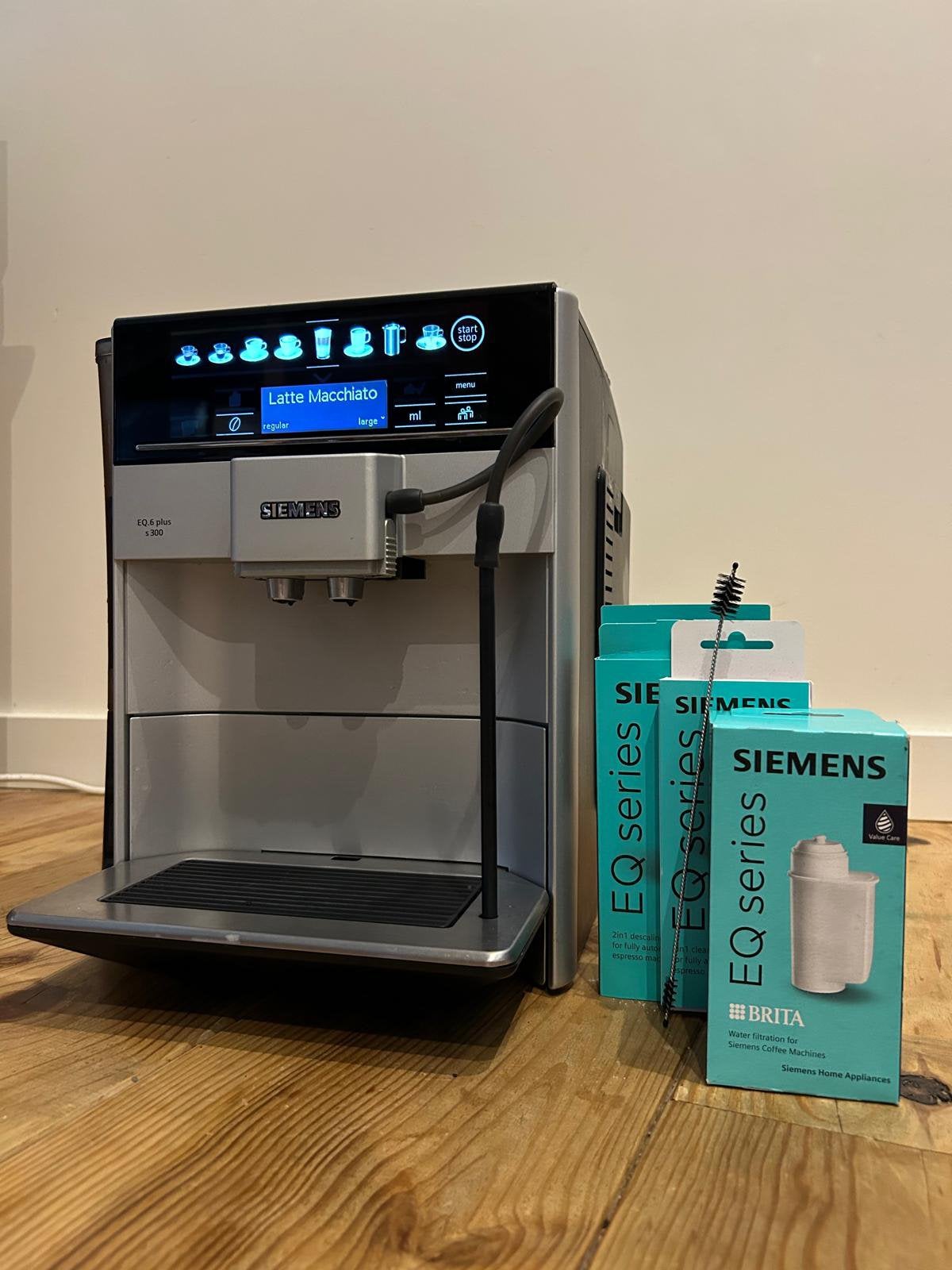 Siemens EQ.6 plus s300 Koffiemachine + Origineel Accesoires