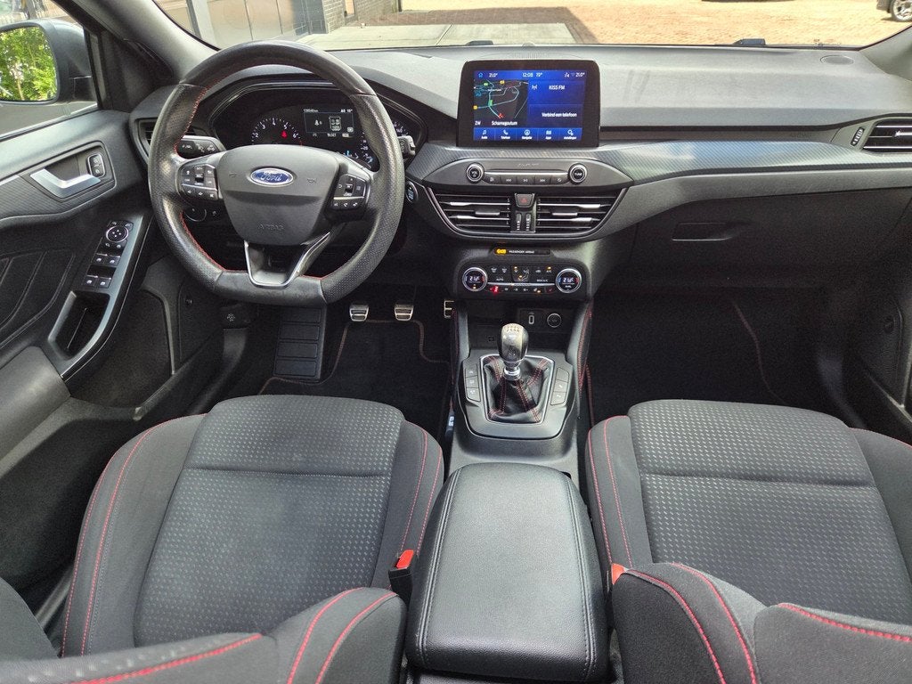 Ford Focus 1.0 EcoBoost ST Line | Panoramadak, 125 pk, Gebruikt, Euro 6, Automatische klimaatregeling