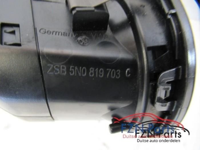 Luchtrooster Dashboard Volkswagen Golf (22735934), Auto-onderdelen, Ophalen of Verzenden, Gebruikt