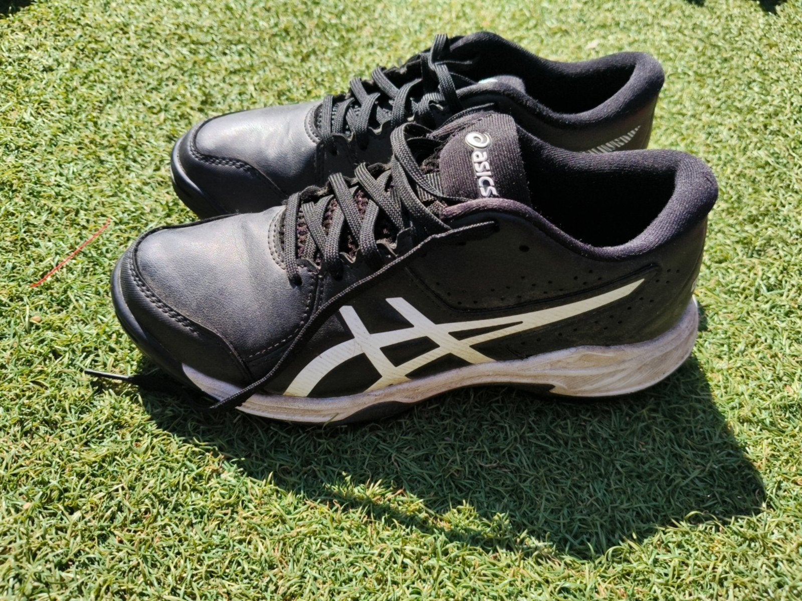 Hockeyschoenen maat 37 - Asics, Ophalen of Verzenden, Gebruikt, Schoenen