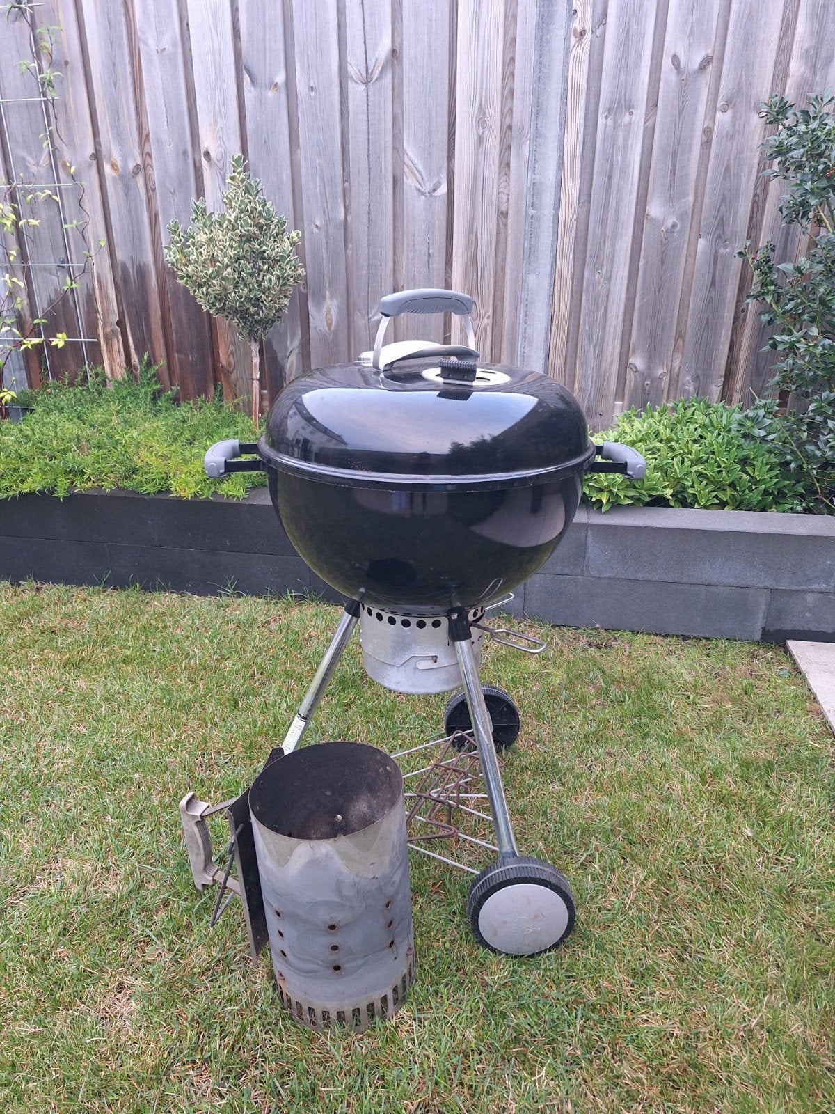 Weber Compact Kettle BBQ 47cm met brikettenstarter, Ophalen, Gebruikt, Weber