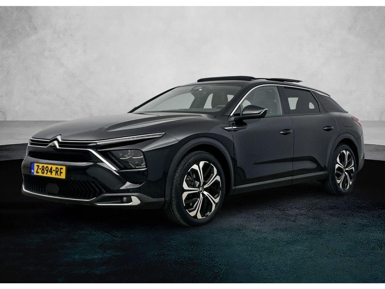 Citroën C5 X 1.6 Plug-in Hybrid 225 Shine Elec.Achterklep|, 1350 kg, Gebruikt, 4 cilinders, Zwart