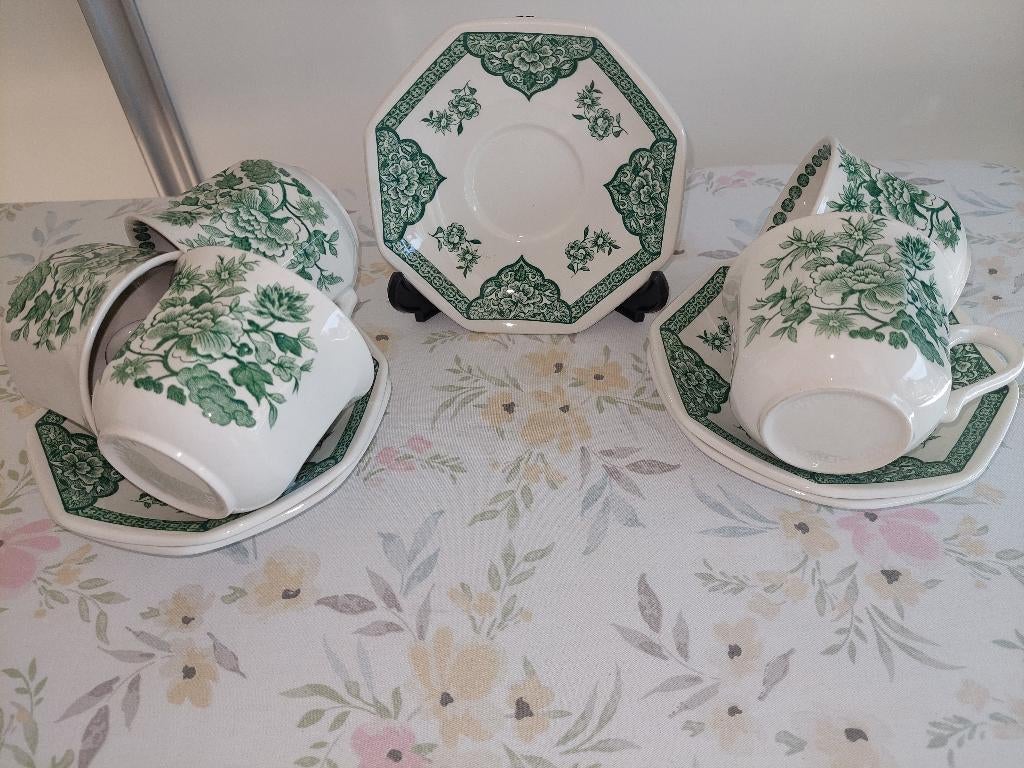 5 Vintage Kop en schotels van Royal Staffordshire, Old Pekin, Ophalen of Verzenden, Zo goed als nieuw, Overige stijlen, Kop(pen) en/of Schotel(s)