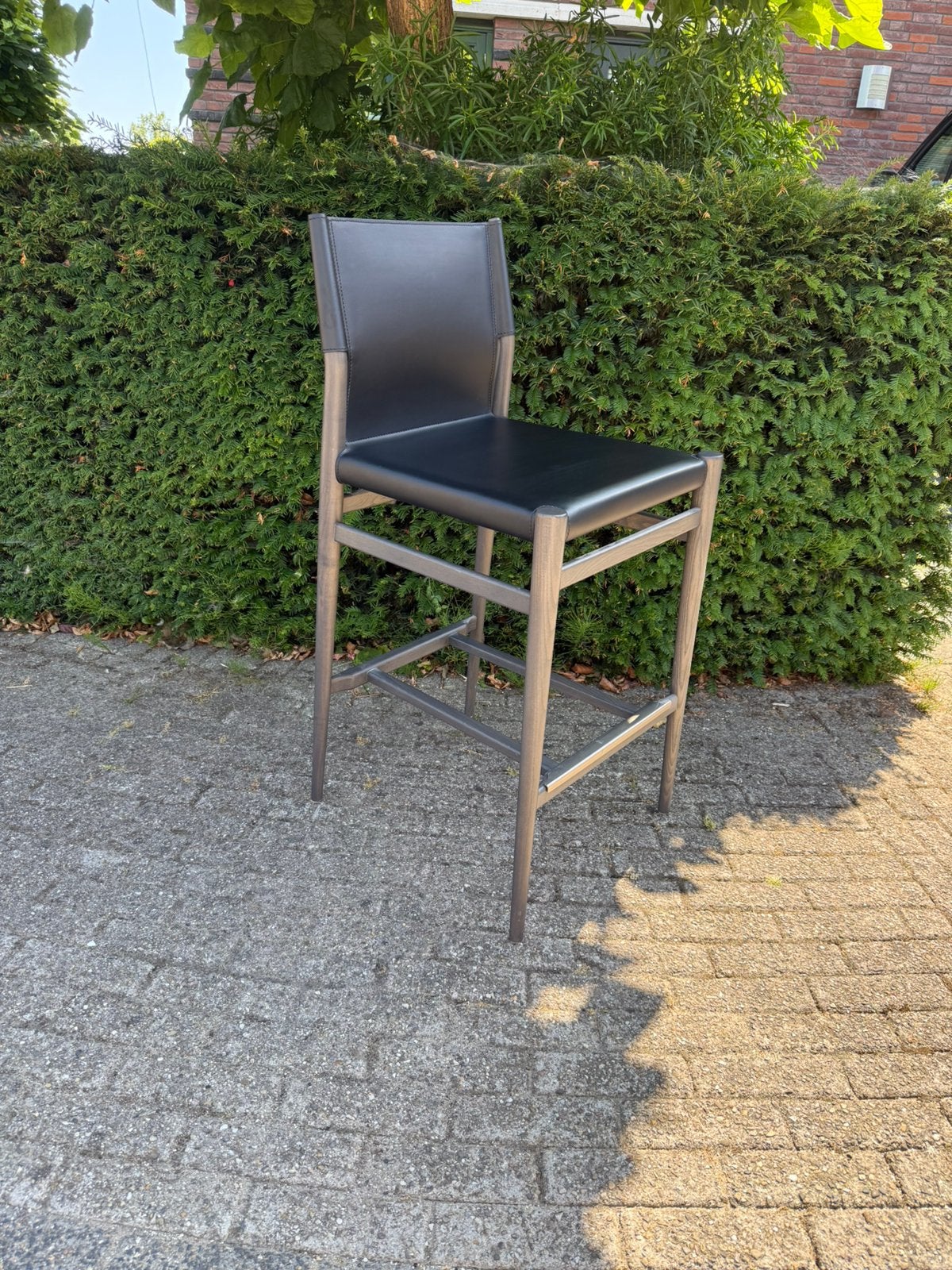 Enrico Pellizzoni Barkruk, model Ledermann, Huis en Inrichting, Barkrukken, 60 tot 90 cm, Leer, Ophalen of Verzenden, Zo goed als nieuw